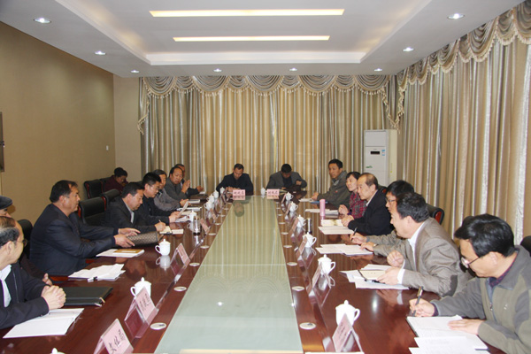 4图为叶城县残工委残疾人工作汇报会.jpg